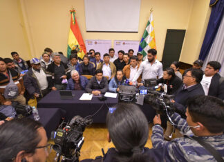 EMAPA ratifica compromiso con el abastecimiento de maíz para el sector avícola y precios justos para la población Emapa-ratifica-compromiso-con-abastecimiento-de-maiz-para-sector-avicola-precios-justos-para-poblacion