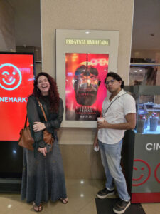 cinemark-celebra-dia-del-periodista-boliviano-en-noche-de-suspenso-con-destino-final-lazos-de-sangre