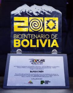 banco-union-obtuvo-el-premio-al-mejor-stand-en-la-8va-version-de-la-paz-expone-del-bicentenario