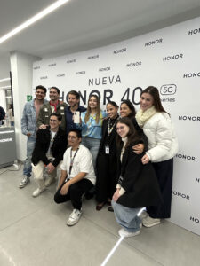 chingu-amiga-lidero-el-primer-honor-talk-en-bolivia-junto-referentes-digitales-en-la-paz