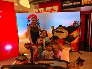 cinemark-se-lleno-de-risas-en-avant-premiere-de-tipos-malos-2