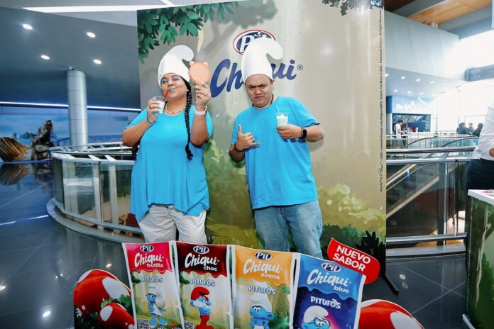 pil-bolivia-se-viste-de-azul-y-da-la-bienvenida-a-los-pitufos