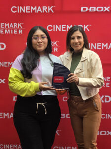 una-historia-de-pelicula-cinemark-premia-a-estudiante-de-medicina-con-viaje-soñado-a-brasil