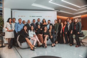 cinco-nuevos-ganadores-celebran-su-compromiso-con-el-ahorro-gracias-al-banco-ganadero