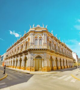 yango-te-lleva-por-toda-bolivia-en-su-dia-celebra-6-de-agosto-redescubriendo-tu-ciudad