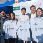rse-comprometidos-con-deporte-niñez-soboce-fundacion-alalay-entregan-uniformes-a-jovenes-escuela-socio-deportiva-real-madrid-viacha-