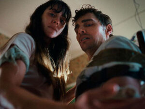 together-juntos-hasta-la-muerte-pelicula-que-hizo-salir-a-varios-espectadores-de-la-sala