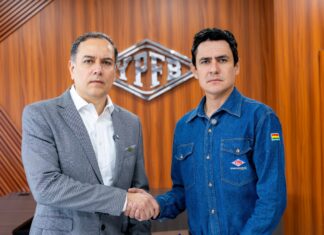Akly no tolerará hechos de corrupción y posesiona a Guillermo Durán como Distrital Comercial Amazónico