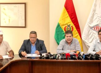 Trabajadores y Gobierno ratifican que YPFB no se privatiza