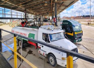 YPFB despacha 1,1 millones de litros de gasolina y 50.000 garrafas de GLP para El Alto y La Paz