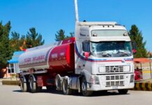 YPFB despacha 1.638 m3 de Gasolina Especial a surtidores de La Paz y El Alto pese a bloqueos