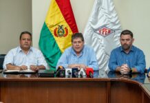 YPFB y el sector productivo cruceño sellan acuerdo para asegurar 72 millones de litros de diésel durante julio