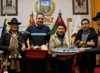 Gobernación prioriza segunda fase de pozos profundos, obras viales y turismo para Ancoraimes