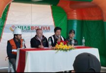 Vías Bolivia presenta su nueva imagen en el peaje de Caracollo, parte del corredor bioceánico