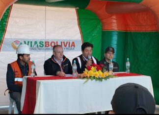 Vías Bolivia presenta su nueva imagen en el peaje de Caracollo, parte del corredor bioceánico